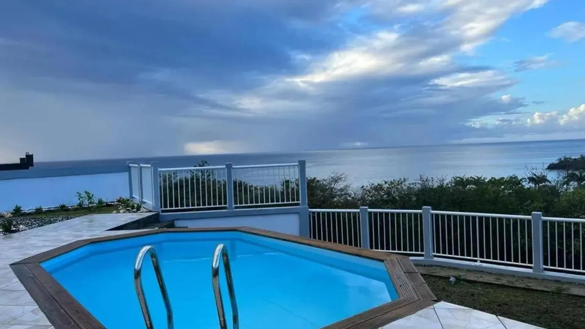 Villa Confortable A Deshaies Avec Piscine Privee